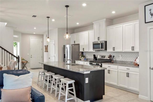 3973 CUYAHOGA VALLEY COURT, Apopka, FL 32712