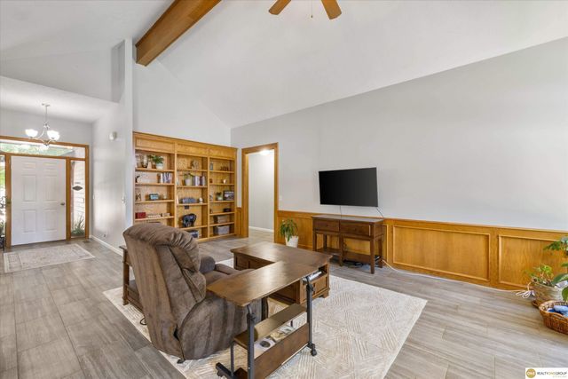 17002 Grant Street, Elkhorn, NE 68116
