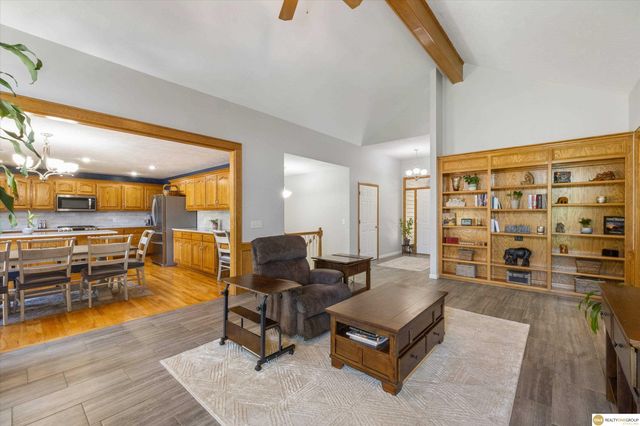 17002 Grant Street, Elkhorn, NE 68116