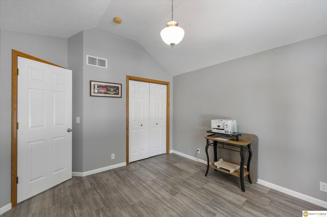 17002 Grant Street, Elkhorn, NE 68116