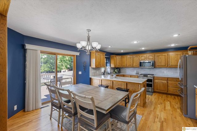 17002 Grant Street, Elkhorn, NE 68116
