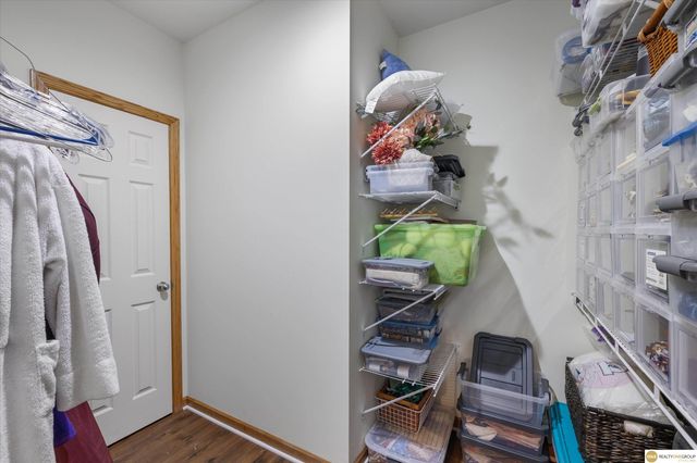 17002 Grant Street, Elkhorn, NE 68116