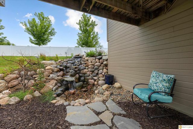 17002 Grant Street, Elkhorn, NE 68116