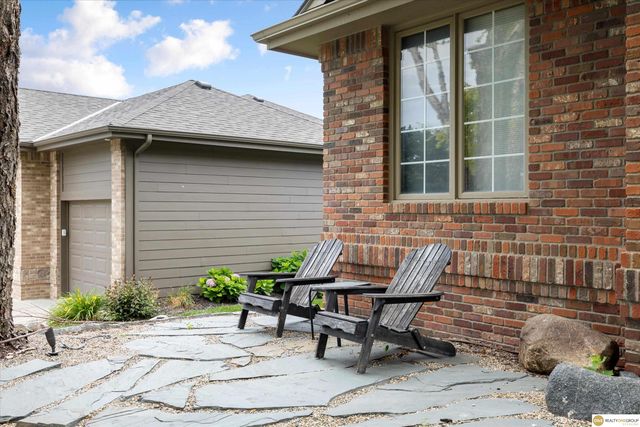 17002 Grant Street, Elkhorn, NE 68116