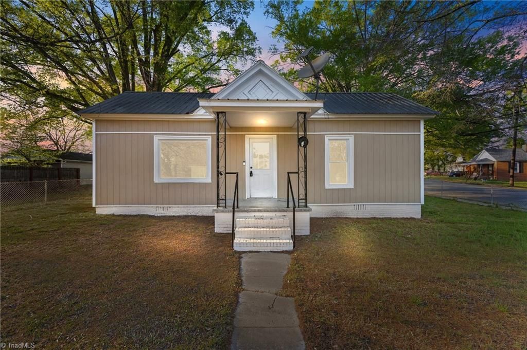 621 Morehead Street, Eden, NC 27288