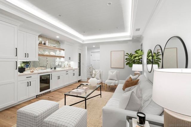 466 Westbourne St, La Jolla, CA 92037