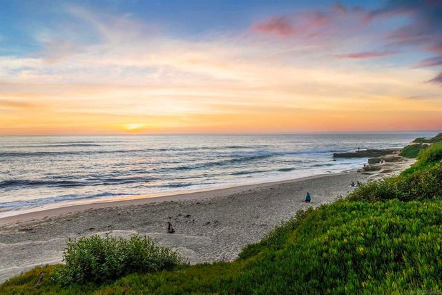466 Westbourne St, La Jolla, CA 92037
