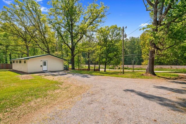 797 SW Carbondale Road, Dalton, GA 30721