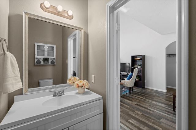 9011 Cedar Run Falls, Tomball, TX 77375