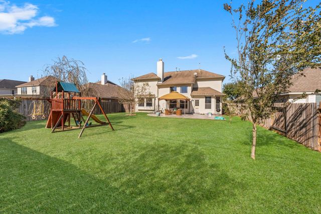 9011 Cedar Run Falls, Tomball, TX 77375