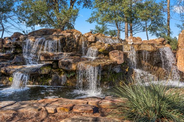 9011 Cedar Run Falls, Tomball, TX 77375