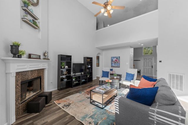 9011 Cedar Run Falls, Tomball, TX 77375