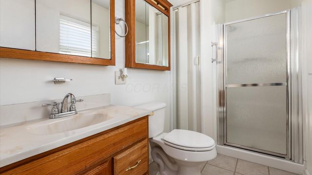 3845 Dresden Road, Zanesville, OH 43701