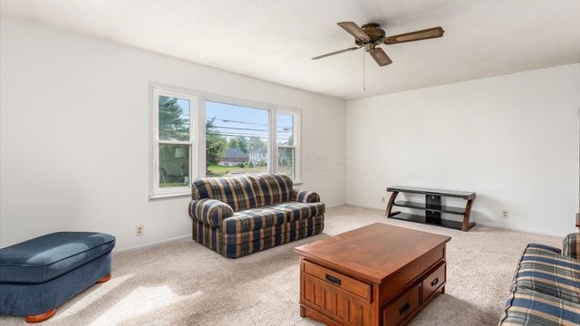 3845 Dresden Road, Zanesville, OH 43701