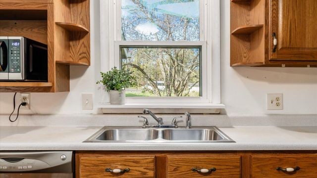 3845 Dresden Road, Zanesville, OH 43701