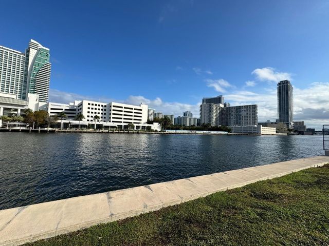 200 Leslie Drive 523, Hallandale Beach, FL 33009
