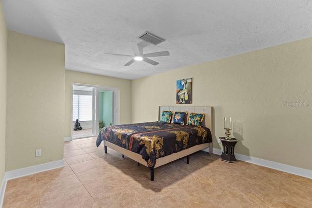 215 BOCA CIEGA POINT BOULEVARD N 3, St Petersburg, FL 33708