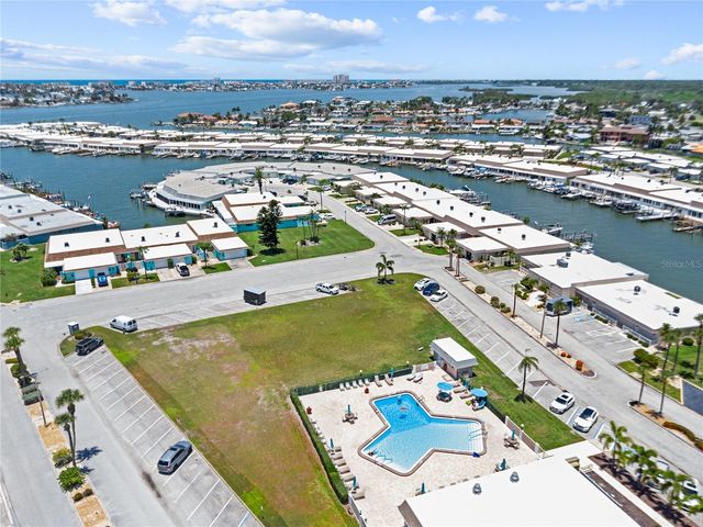 215 BOCA CIEGA POINT BOULEVARD N 3, St Petersburg, FL 33708
