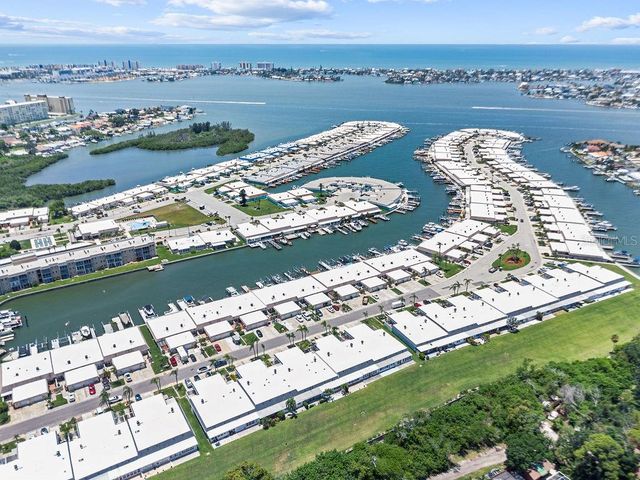 215 BOCA CIEGA POINT BOULEVARD N 3, St Petersburg, FL 33708