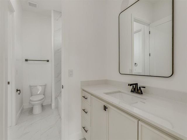 9300 SW 35th Street, Oklahoma City, OK 73179