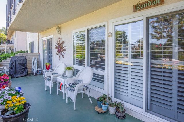 5350 Algarrobo B, Laguna Woods, CA 92637