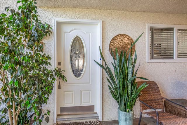 5350 Algarrobo B, Laguna Woods, CA 92637