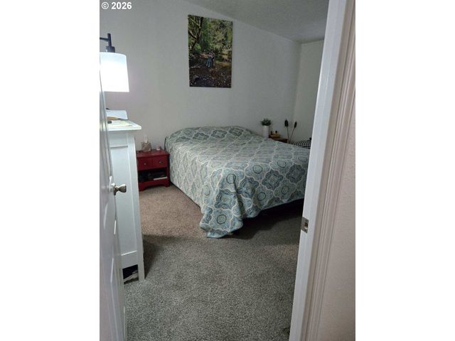 87860 TERRITORIAL Rd 66, Veneta, OR 97487