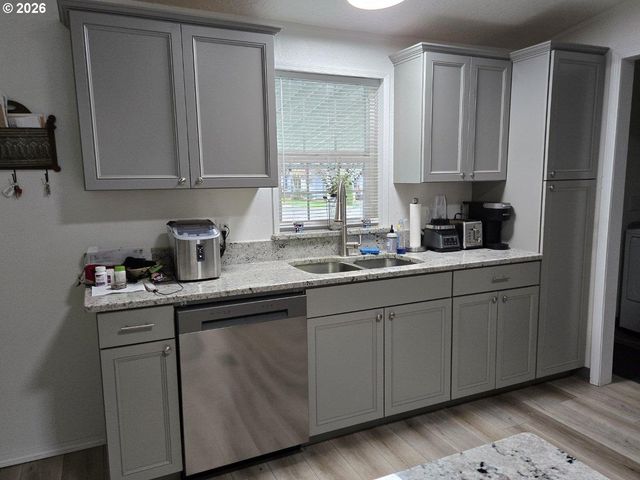 87860 TERRITORIAL Rd 66, Veneta, OR 97487