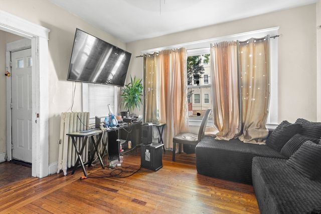 23 Richter, Providence, RI 02908