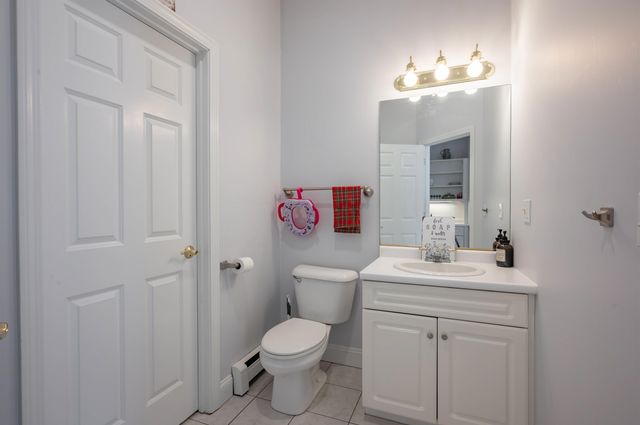 3 Foxberry Drive, New Boston, NH 03070