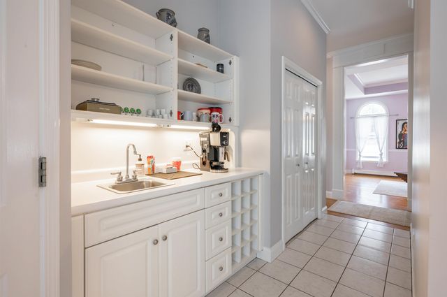 3 Foxberry Drive, New Boston, NH 03070