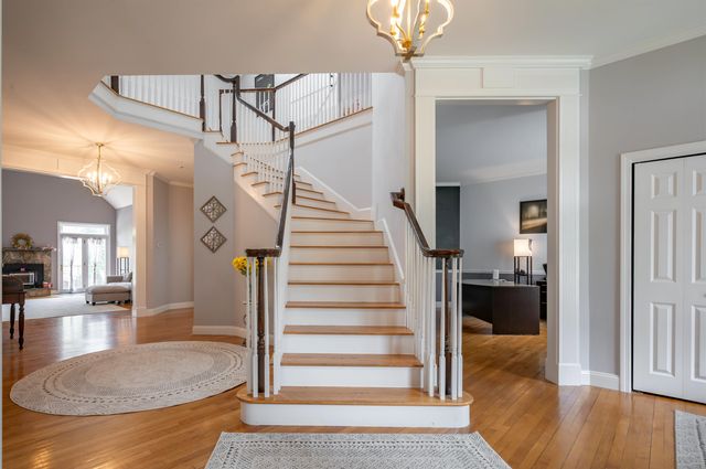3 Foxberry Drive, New Boston, NH 03070