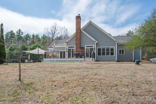 3 Foxberry Drive, New Boston, NH 03070