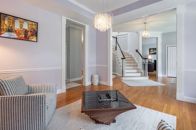 3 Foxberry Drive, New Boston, NH 03070