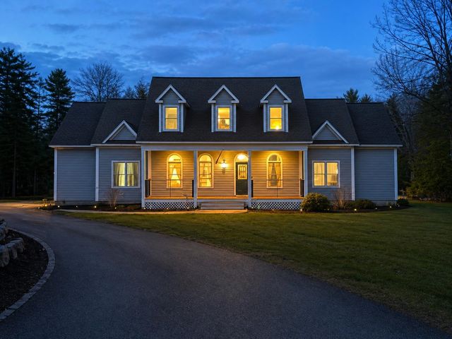 3 Foxberry Drive, New Boston, NH 03070