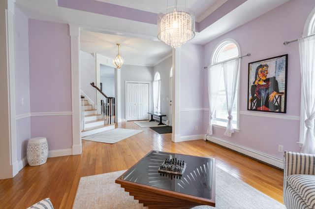 3 Foxberry Drive, New Boston, NH 03070