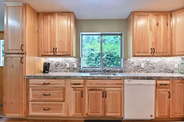27050 Inspiration Dr, Pioneer, CA 95666