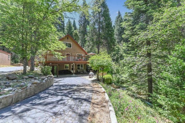 27050 Inspiration Dr, Pioneer, CA 95666