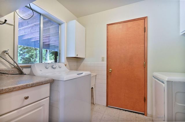 27050 Inspiration Dr, Pioneer, CA 95666