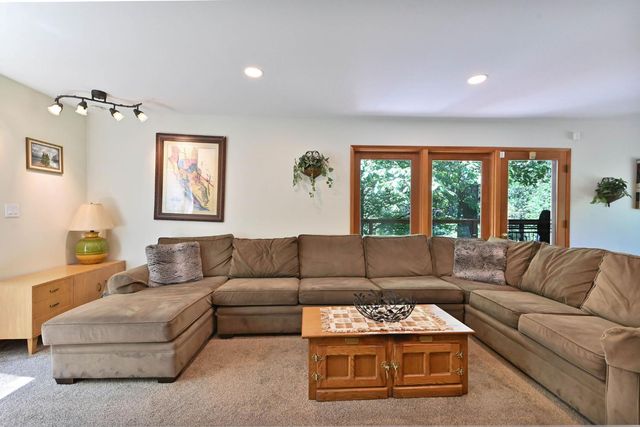 27050 Inspiration Dr, Pioneer, CA 95666