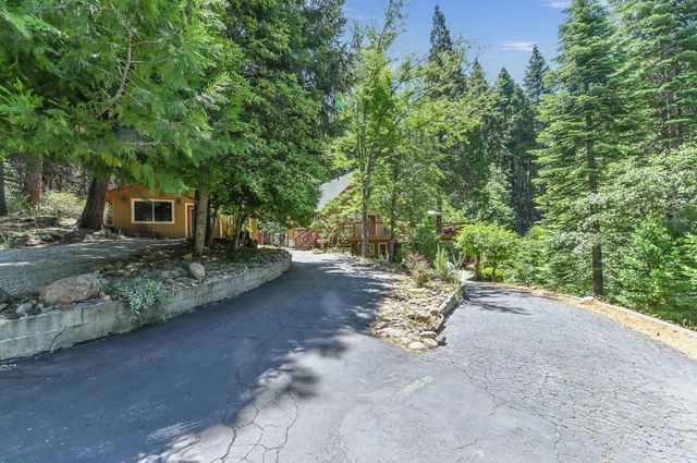 27050 Inspiration Dr, Pioneer, CA 95666