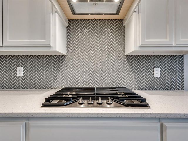 10100 Gentry Crossing, Oklahoma City, OK 73169