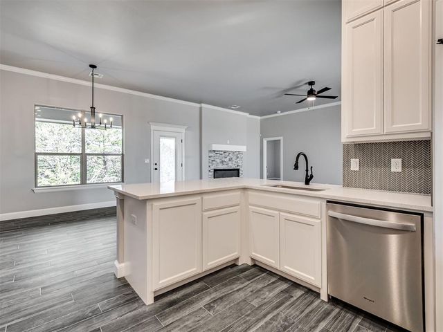 10100 Gentry Crossing, Oklahoma City, OK 73169