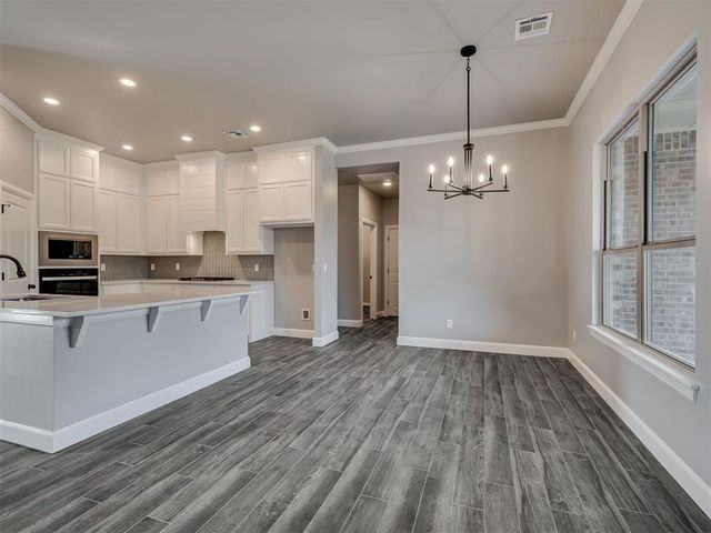 10100 Gentry Crossing, Oklahoma City, OK 73169