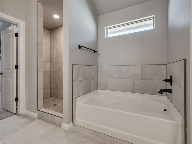 10100 Gentry Crossing, Oklahoma City, OK 73169