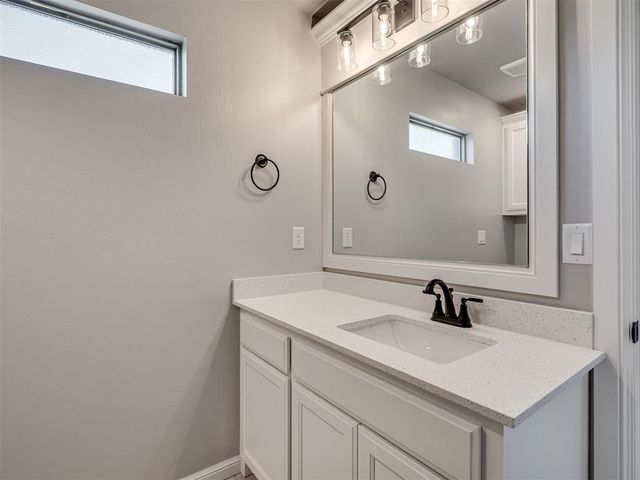 10100 Gentry Crossing, Oklahoma City, OK 73169