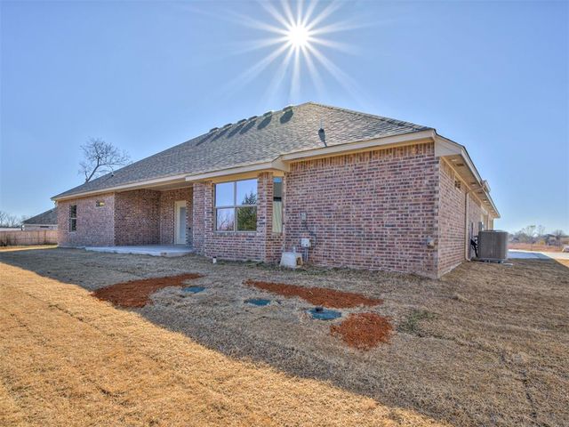 10100 Gentry Crossing, Oklahoma City, OK 73169