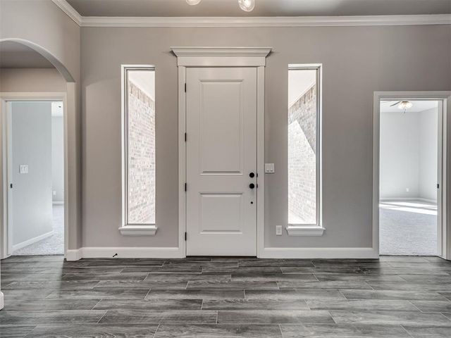 10100 Gentry Crossing, Oklahoma City, OK 73169