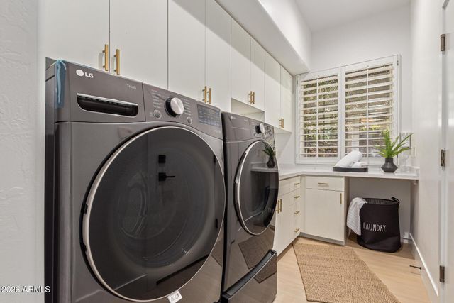 10175 E COCHISE Drive, Scottsdale, AZ 85258