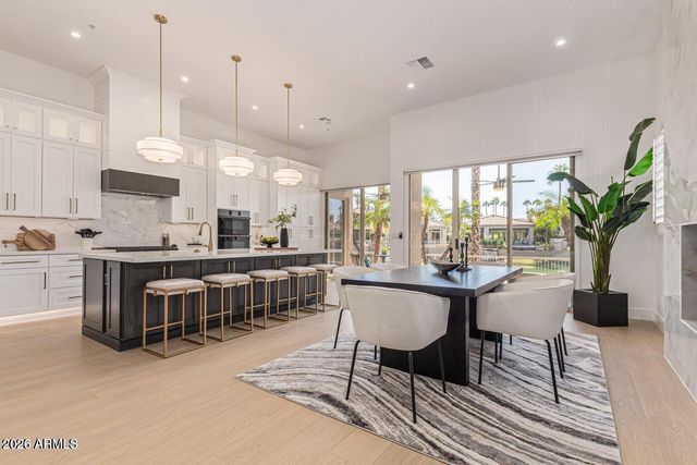 10175 E COCHISE Drive, Scottsdale, AZ 85258